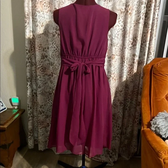 Red Ruched Wrap Midi maternity Dress for Cocktail - Picture 3 of 3